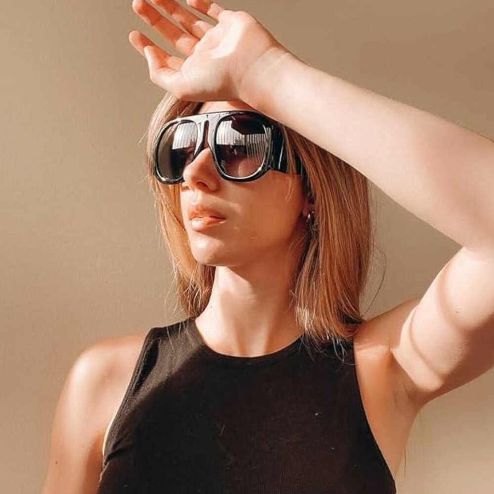 Oversized round sunglasses